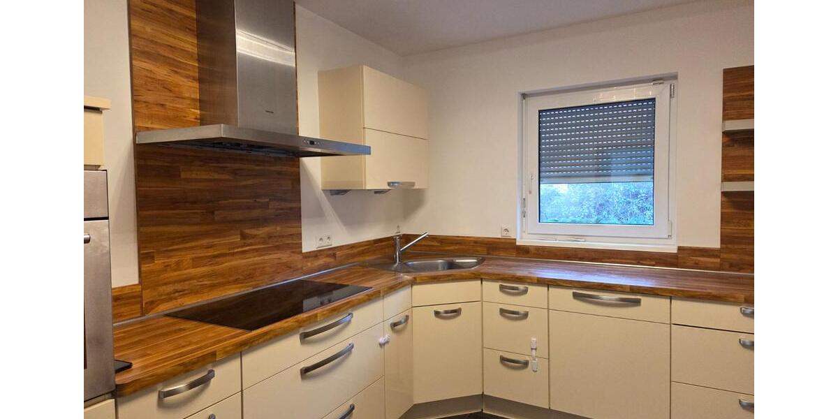 Einfamilienhaus Kirchen (Sieg) - 5 Zimmer, 140 m&sup2;, 1.400&euro; | Angebot:25023013