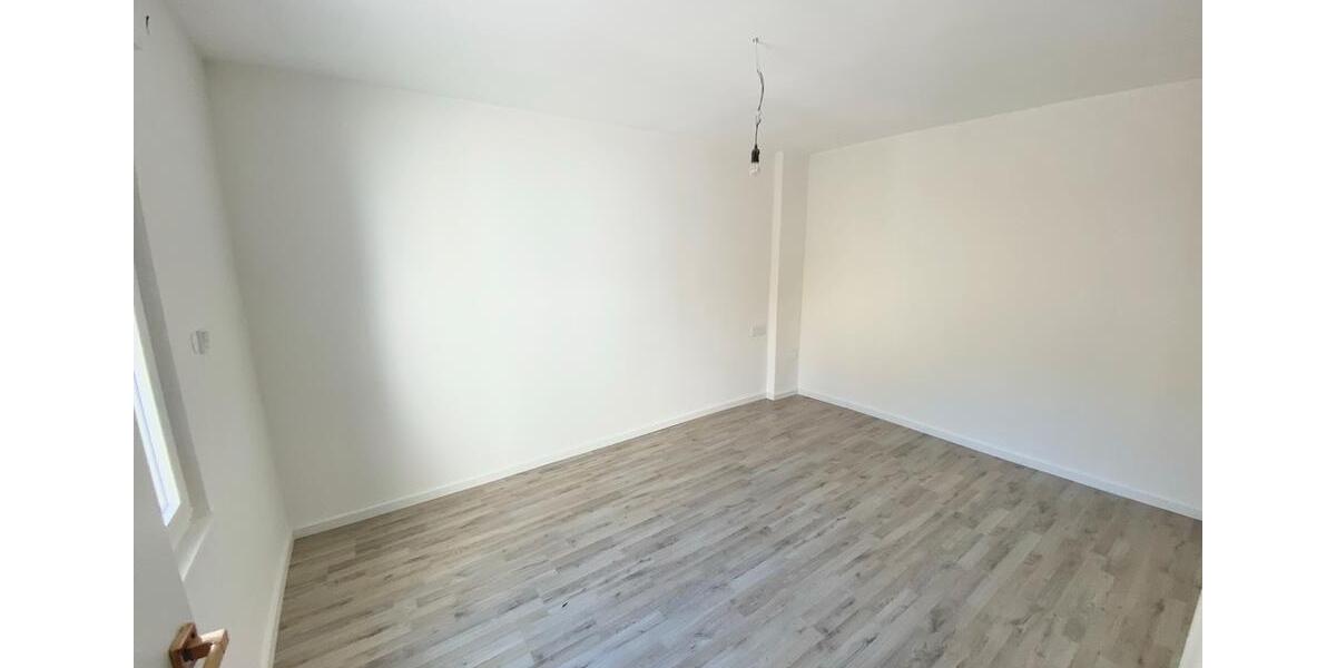 Etagenwohnung Dortmund Innenstadt Nord - 6 Zimmer, 148 m&sup2;, 165.000&euro; | Angebot:26851725