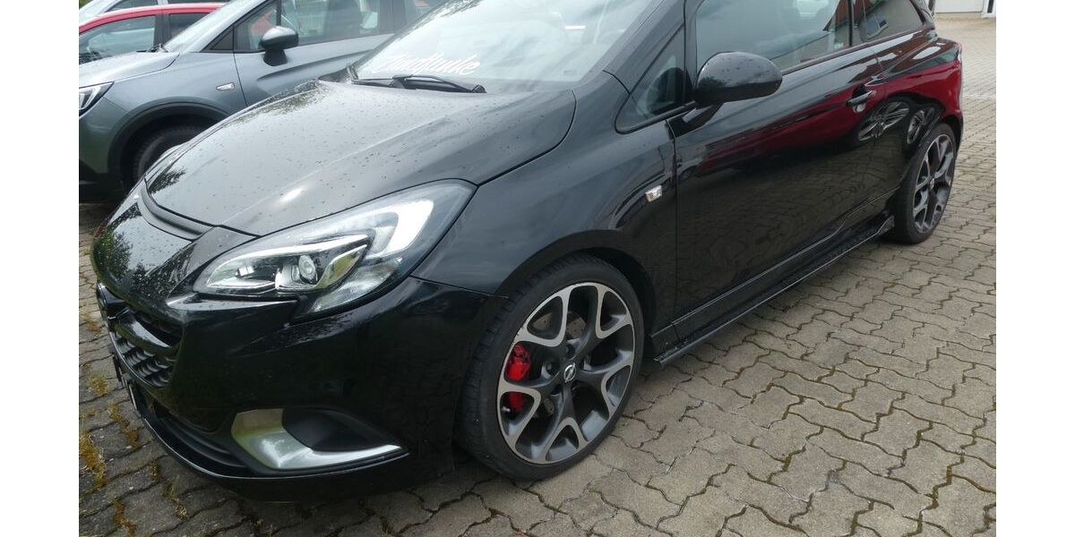 Opel Corsa 118.500 km 11.990 &euro; Blankenburg 38889