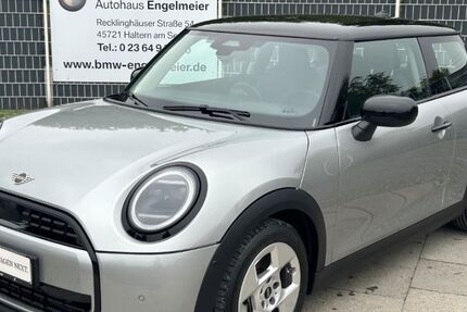 Mini Cooper C 5.560 km 24.890 € Haltern am See 45721