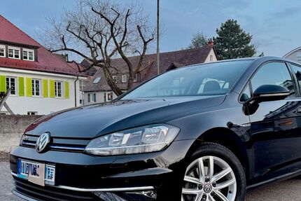 VW Golf 111.671 km 13.990 &euro; Korntal-Münchingen 70825