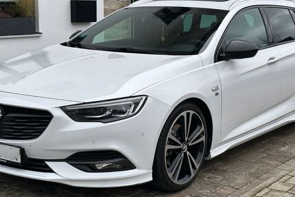 Opel Insignia 120.000 km 18.300 € Penzberg 82377