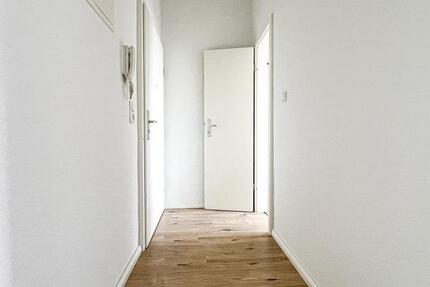 Renovierte Zweiraumwohnung in ruhiger Lage zimmer