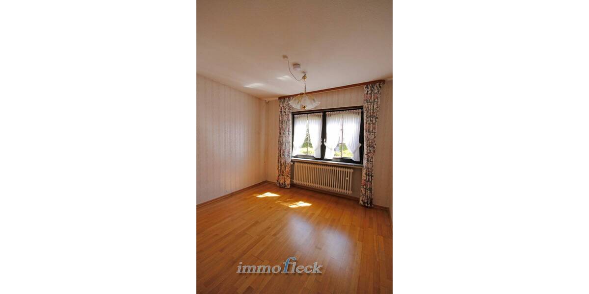 Mehrfamilienhaus, Wohnhaus Püttlingen - 6 Zimmer, 265.000&euro; | Angebot:26376561