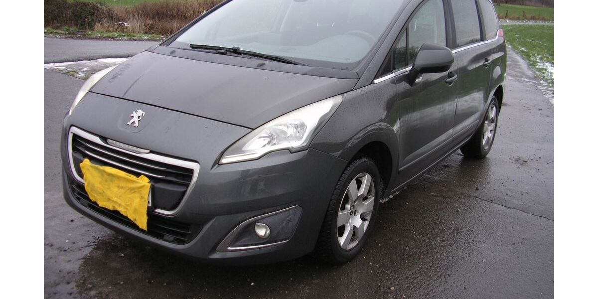 Peugeot 5008 159.000 km 5.800 &euro; Hamm 59065