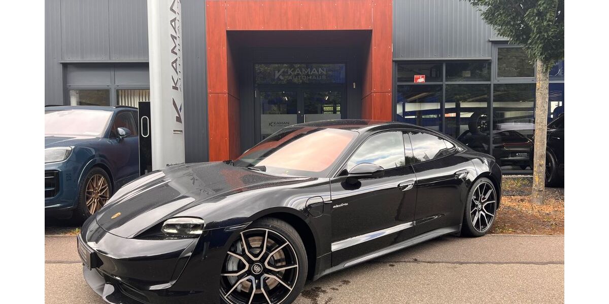 Porsche Taycan 6.600 km 93.700 &euro; Sindelfingen 71065