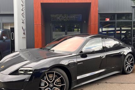 Porsche Taycan 6.600 km 95.600 &euro; Sindelfingen 71065