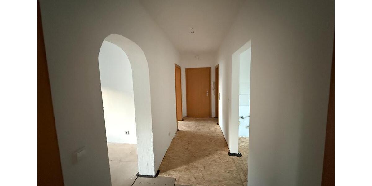 Helle 3,5-Zimmer-Erdgeschosswohnung mit eigenem Garten & Garage 3 zimmer