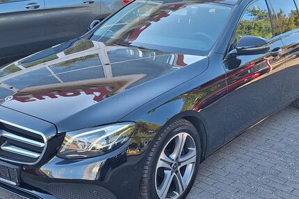 Mercedes-Benz E 300 141.902 km 24.490 &euro; Fehrbellin 16833