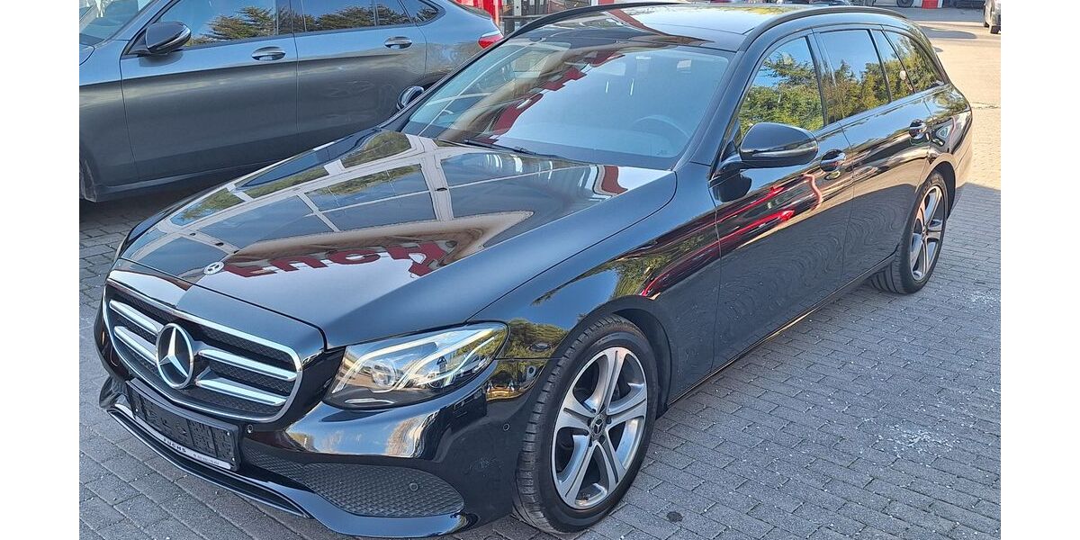 Mercedes-Benz E 300 141.902 km 24.490 &euro; Fehrbellin 16833