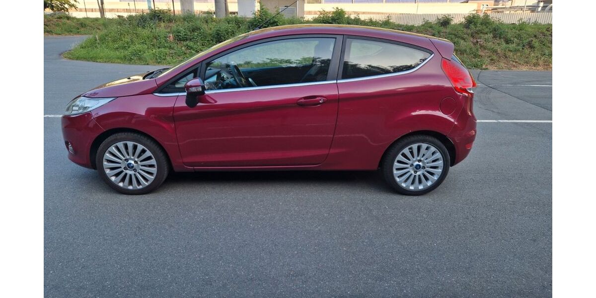 Ford Fiesta 193.500 km 2.300 &euro; braubach 56338