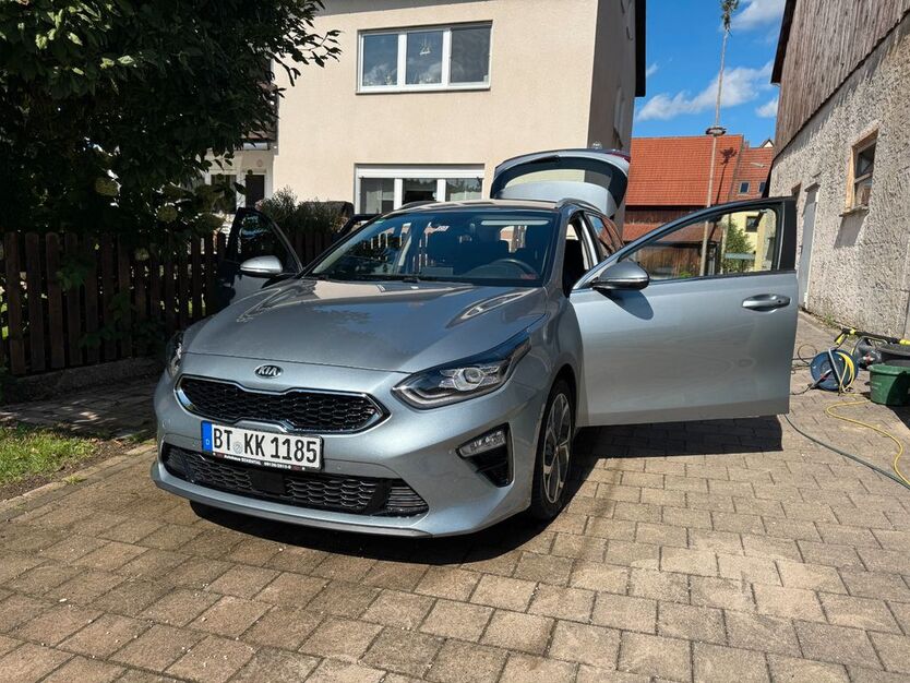 Kia ceed Sportswagon 96.000 km 16.000 € Betzenstein 91282