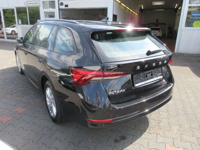 Skoda Octavia Ambition 2.0 TDI DSG NAVI STANDHZG LED ALU 90.840 km 21.488 &euro; Bergkamen 59192