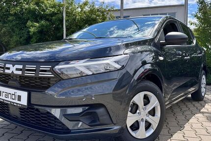 Dacia Sandero 8.200 km 14.677 € Donauwörth 86609