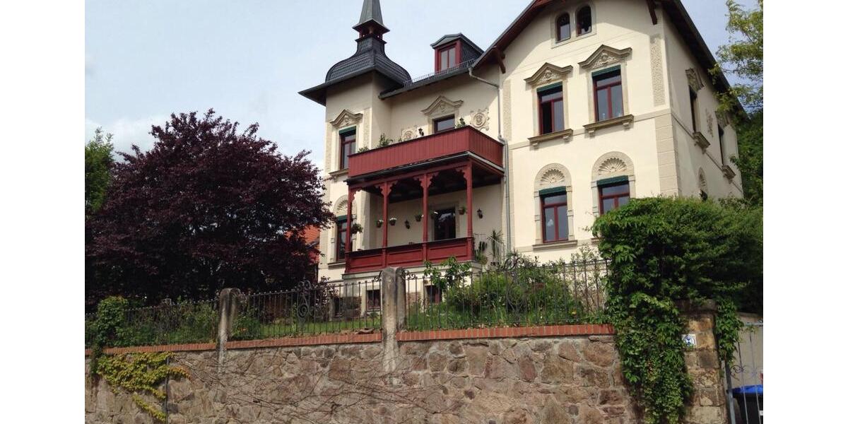 Etagenwohnung Radebeul - 3 Zimmer, 118 m&sup2;, 1.750&euro; | Angebot:25552598