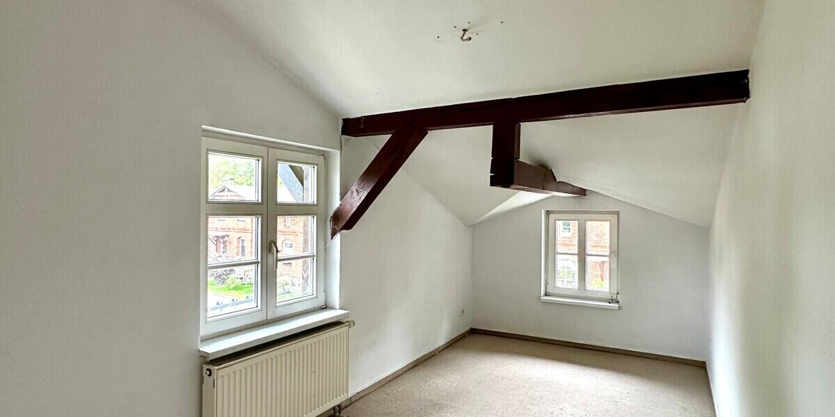 HORN IMMOBILIEN ++ charmantes Zweifamilienhaus in Klein Helle, nur 15 min bis Neubrandenburg - Zweifamilienhaus Klein Helle Klein Helle | Angebot:26994293