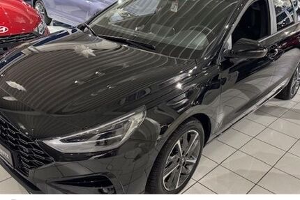 Hyundai i30 25.300 km 22.490 &euro; Wesel 46485