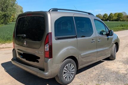 Peugeot Partner Tepee 221.000 km 3.950 &euro; Ilsede 31246
