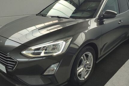 Ford Focus 81.100 km 12.850 &euro; Neustadt a. d. Weinstr. 67435