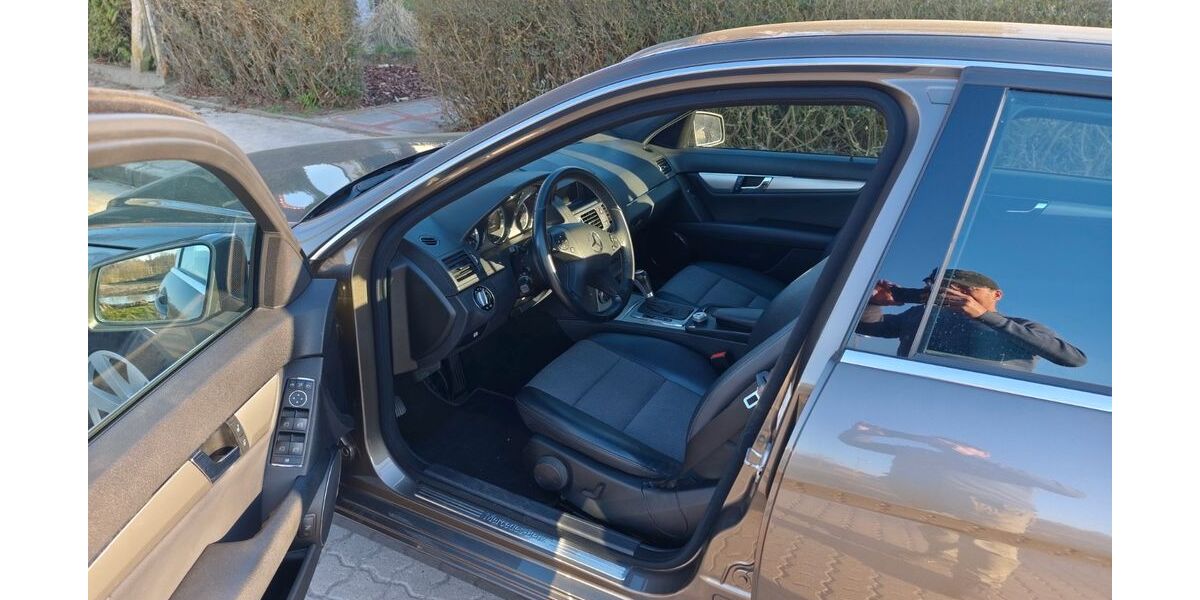 Mercedes-Benz C 250 198.000 km 6.900 &euro; Hannover 30657