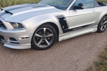 Ford Mustang 108.500 km 18.100 € Goch 47574