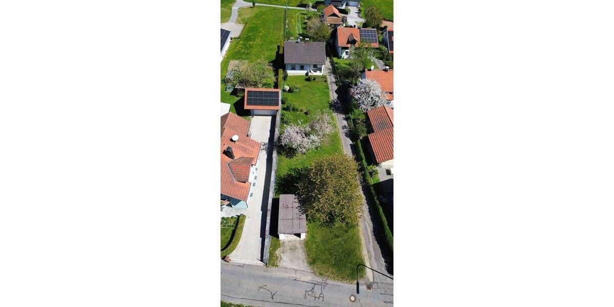 Einfamilienhaus Freyung Neureut - 8 Zimmer, 100 m&sup2;, 225.000&euro; | Angebot:26512602