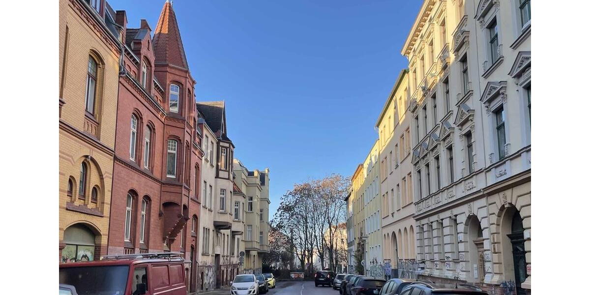 Etagenwohnung Halle (Saale) - 5.5 Zimmer, 170 m&sup2;, 1.530&euro; | Angebot:26412893