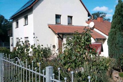 Haus Arnstadt - 9 Zimmer, 235 m&sup2;, 450.000&euro; | Angebot:26991518
