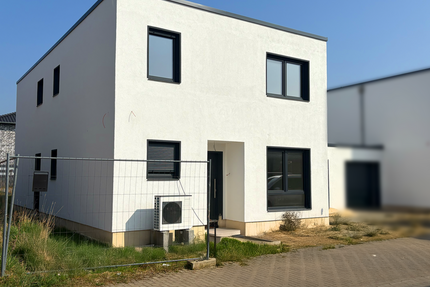 Haus zum Kaufen in Wassenberg 459.000 € 160 m² 5 zimmer