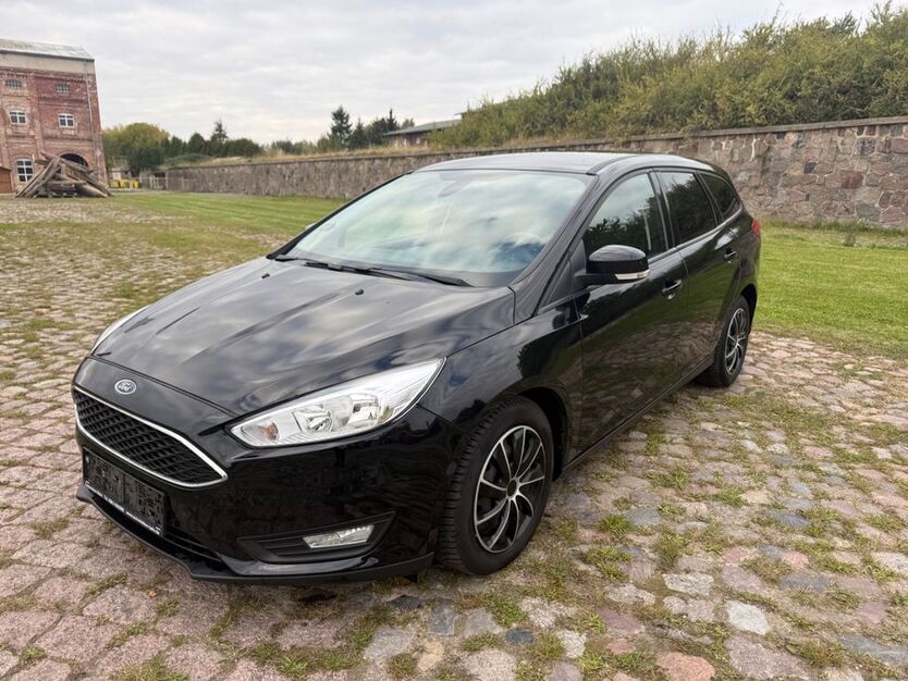 Ford Focus 156.000 km 4.999 € Tessin 18195