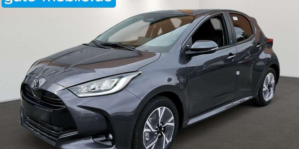 Toyota Yaris 15.000 km 23.990 &euro; Leonberg 71229