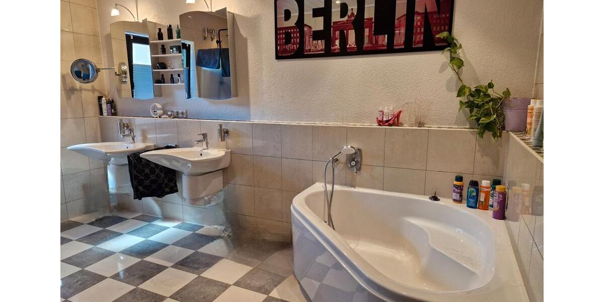 Bungalow Loxstedt - 3 Zimmer, 155 m&sup2;, 445.000&euro; | Angebot:26252847