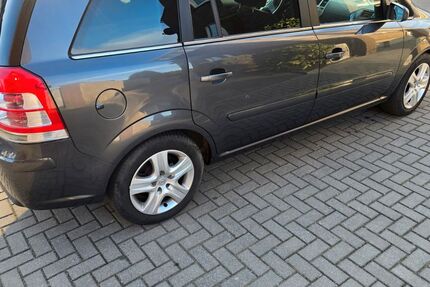 Opel Zafira 118.800 km 6.490 &euro; Mönchengladbach 41236