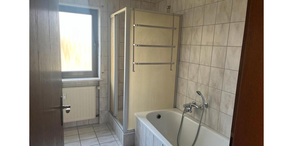 Erdgeschoßwohnung Tholey - 4 Zimmer, 105 m&sup2;, 700&euro; | Angebot:25456598