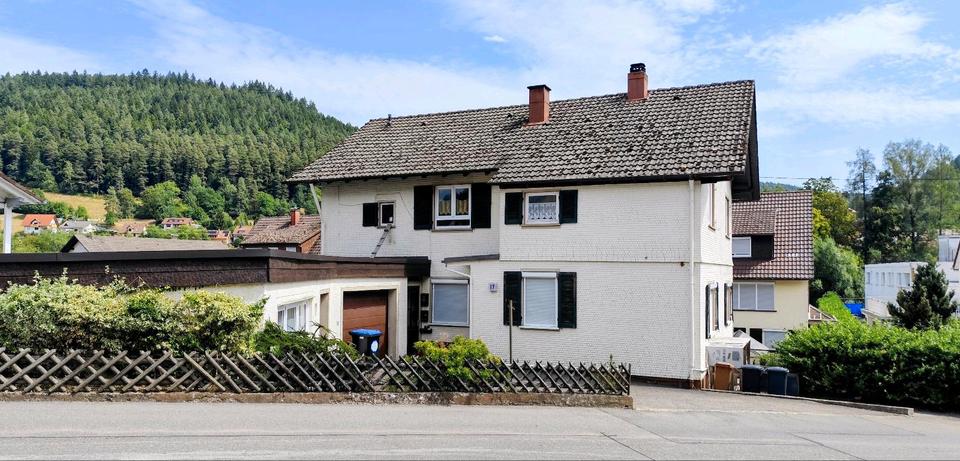 Mehrfamilienhaus, Wohnhaus Baiersbronn - 11 Zimmer, 231 m&sup2;, 225.000&euro; | Angebot:27244490