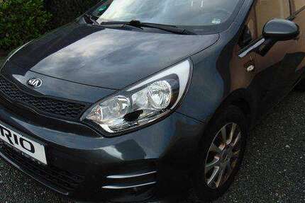 Kia Rio 118.000 km 6.900 &euro; Waldthurn 92727
