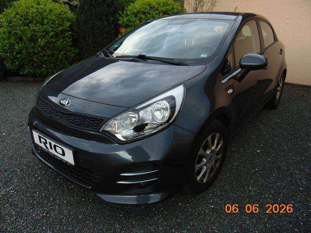 Kia Rio 118.000 km 6.900 &euro; Waldthurn 92727