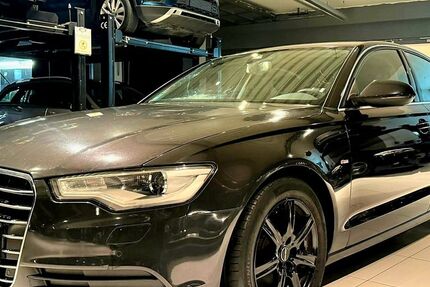 Audi A6 303.000 km 7.990 &euro; Brühl 50321