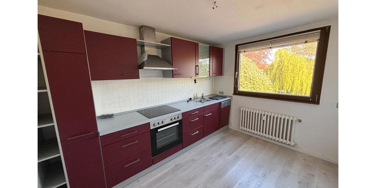 Dachgeschoßwohnung Trier Kürenz - 3 Zimmer, 83 m&sup2;, 275.000&euro; | Angebot:26958417