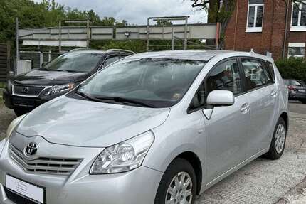 Toyota Verso 269.000 km 2.199 &euro; Frankfurt am Main 60386
