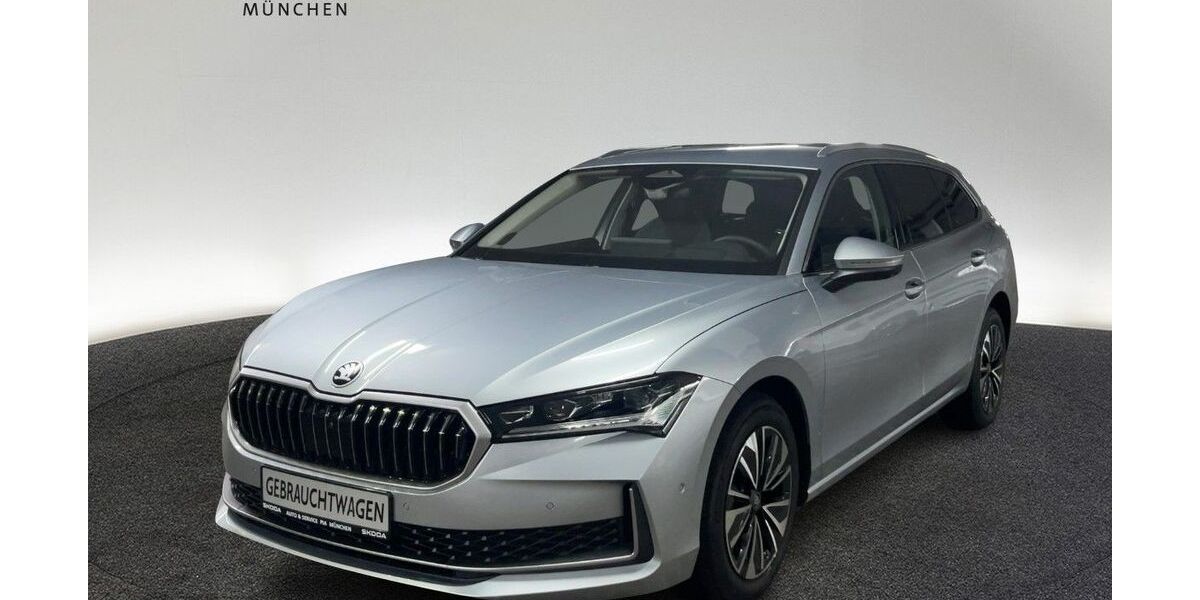 Skoda Superb 12.406 km 43.960 &euro; München 80687