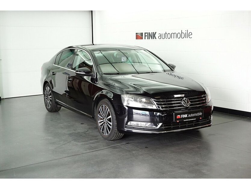 Passat Highline 1.8 DSG NAVI PDC LEDER