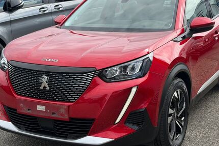Peugeot 2008 89.987 km 12.990 &euro; FÜRTH 90763