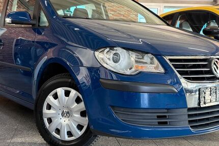 VW Touran 196.000 km 3.480 &euro; Uttenhofen bei Schwäbisch Hall 74538