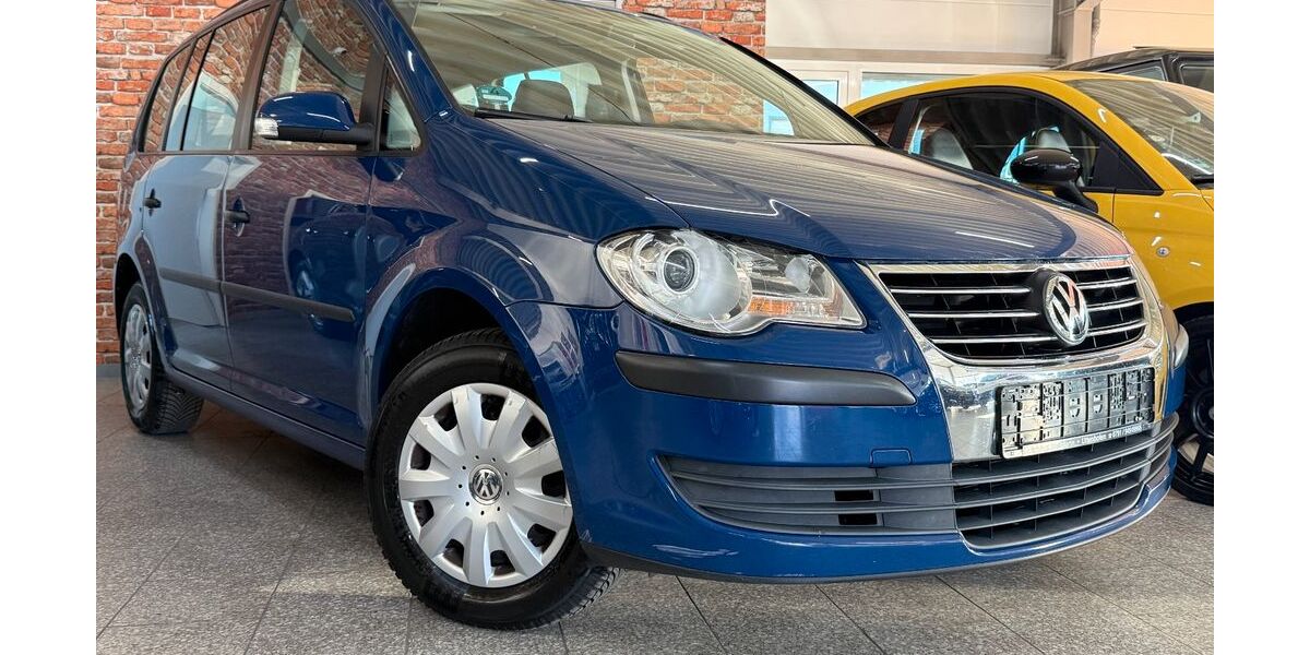 VW Touran 196.000 km 3.480 &euro; Uttenhofen bei Schwäbisch Hall 74538