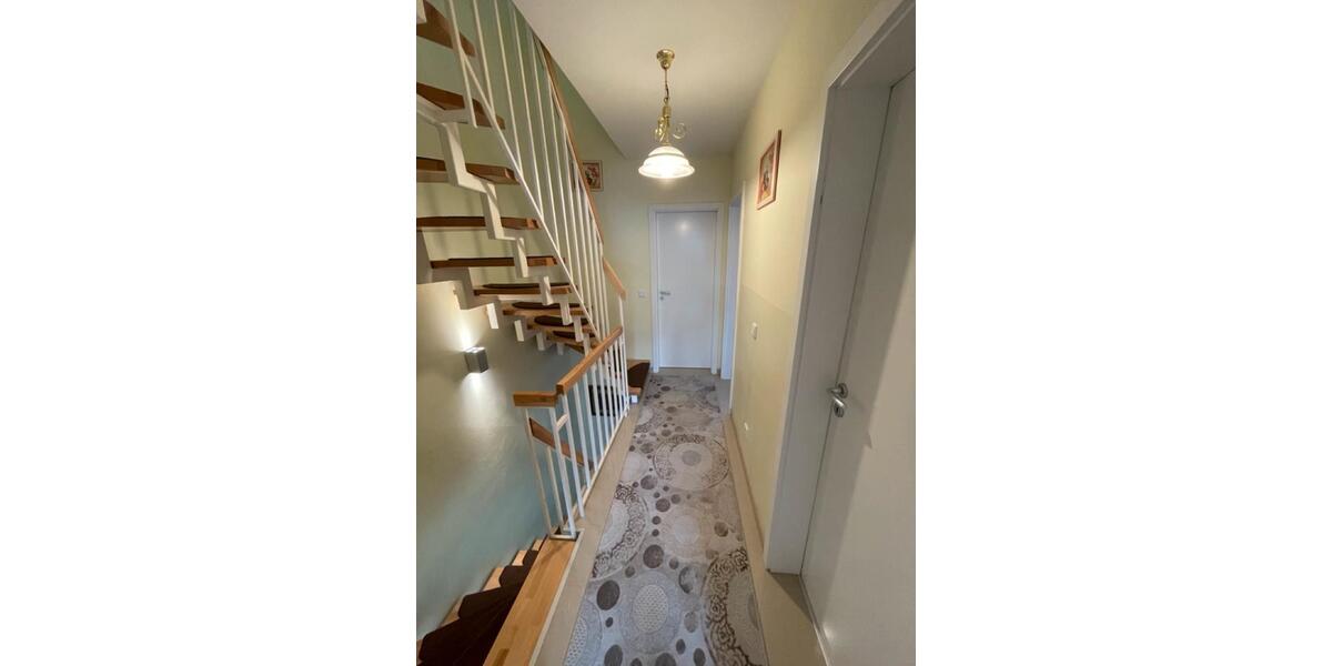 Reihenhaus Berlin Spandau - 5 Zimmer, 142 m&sup2;, 2.500&euro; | Angebot:26406625