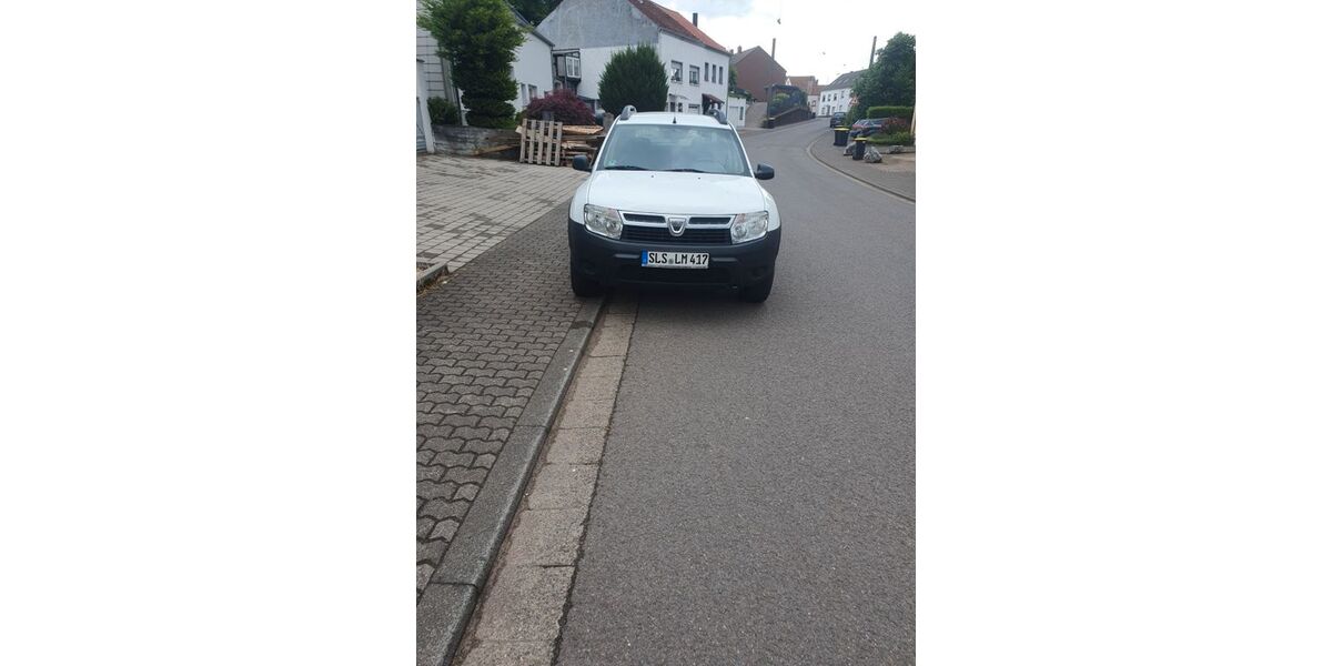 Dacia Duster 110.000 km 5.999 &euro; Nalbach 66809