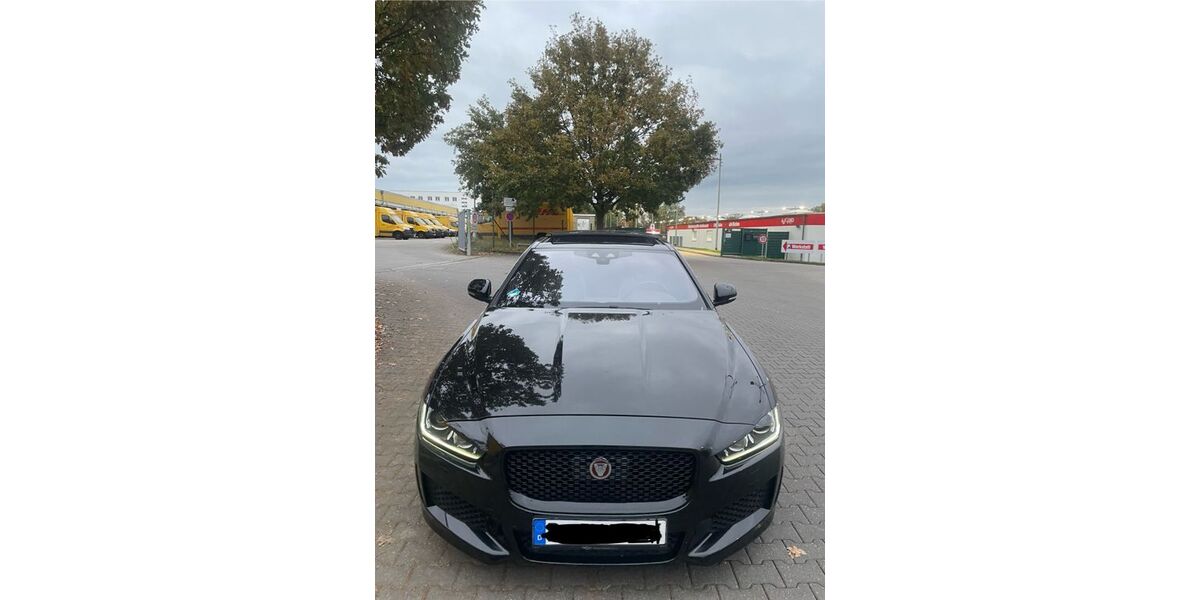 Jaguar XE 57.900 km 19.399 &euro; Berlin 14197