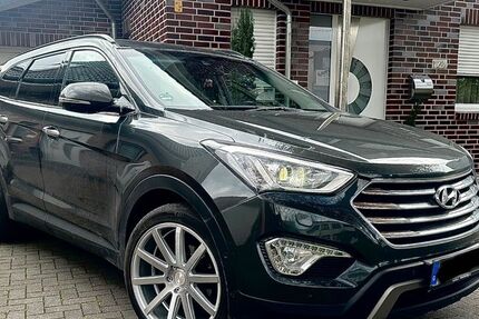 Hyundai Grand Santa Fe 212.000 km 13.000 &euro; Selm 59379