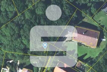 Idyllisches, großes Wohnbaugrundstück in Hanglage mit Waldfläche zimmer